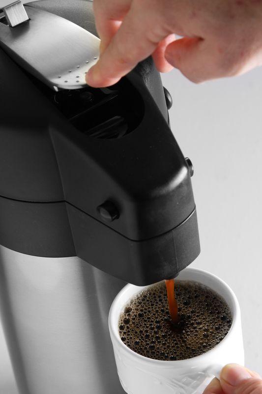 Stolný thermos s pumpou